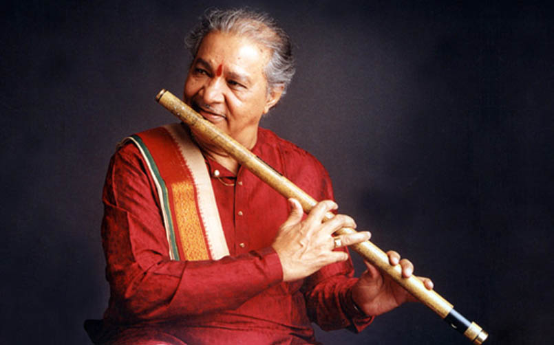 Pandit Hariprasad Chaurasia playing Bansuri flute